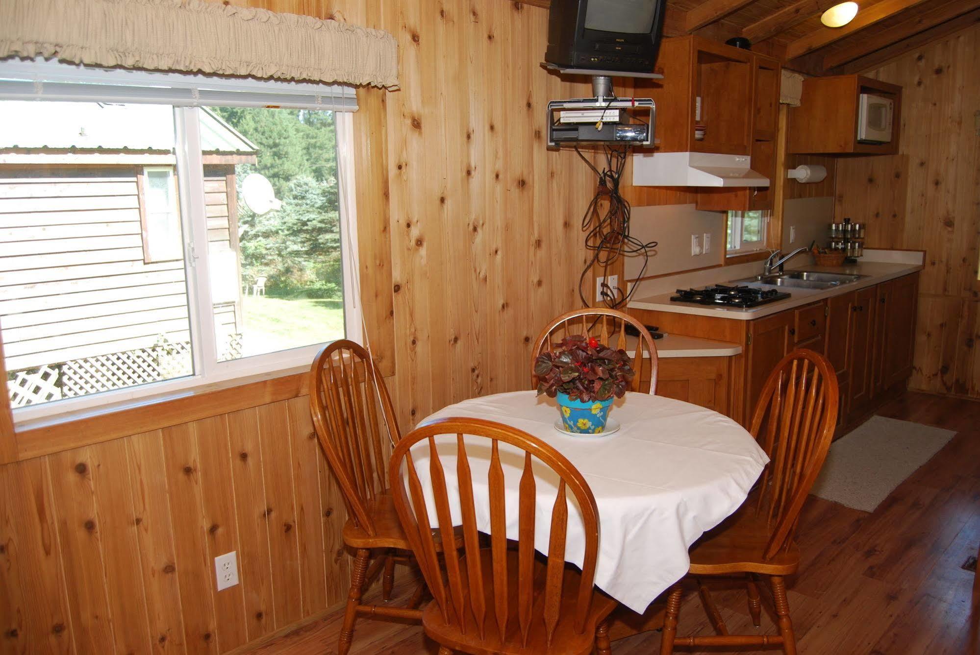 Thunderbird Rv & Camping Resort Monroe Kültér fotó